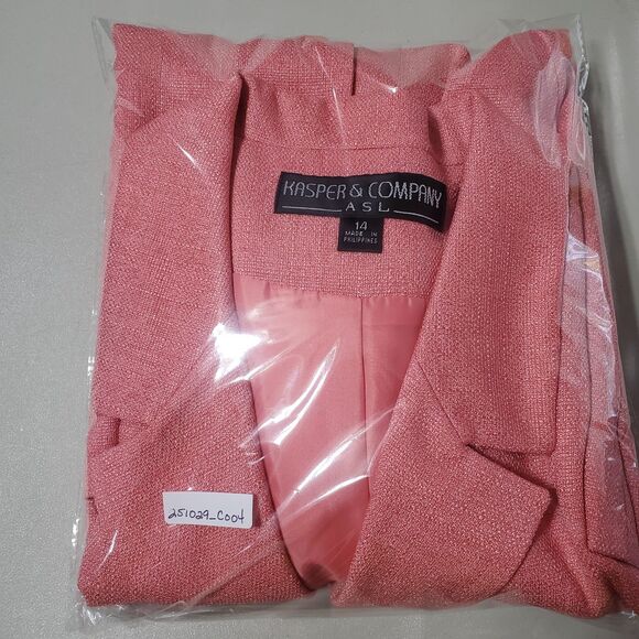 Gorgeous Kasper Salmon Pink Women's Blazer/Jacket Size 14 - Picture 13 of 13